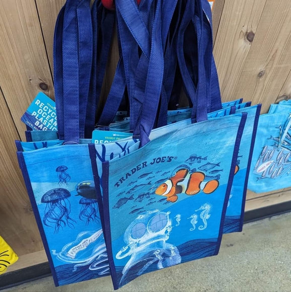 Trader Joe's Brand New Bags - Nemo - Picture 1 of 3